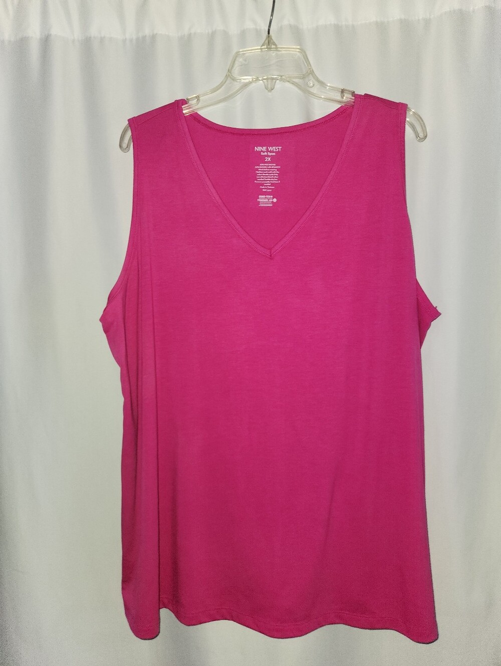 Sleeveless V-Neck Tank Top #relaxed #plunging #casual #beach #lightweight #airy